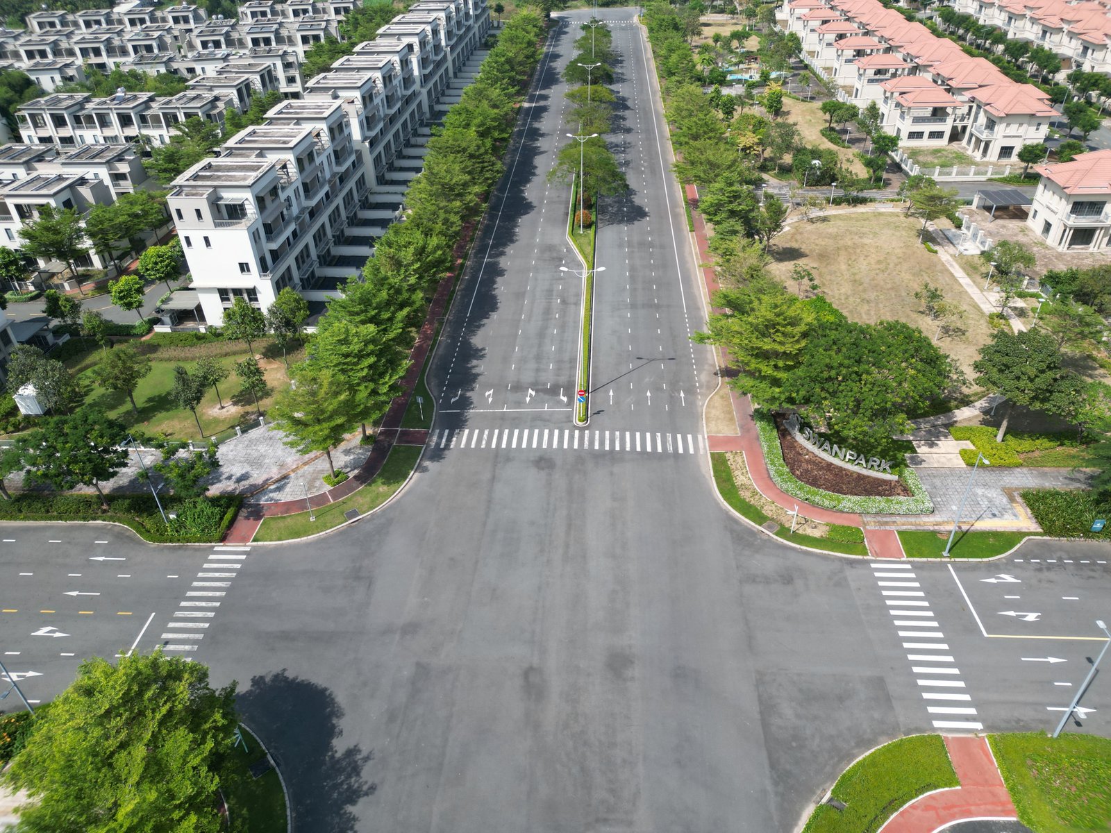 Wide Roads at Vantara Heritage